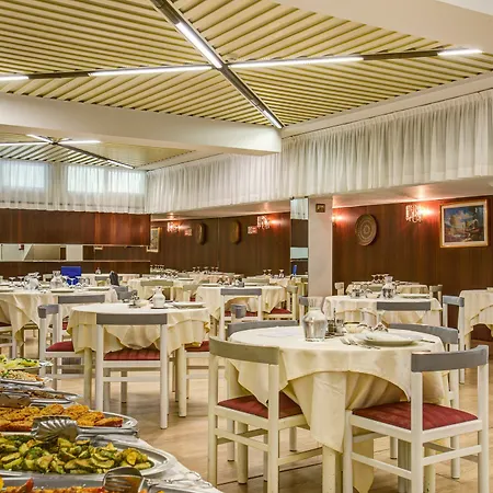 Отель Eurhotel