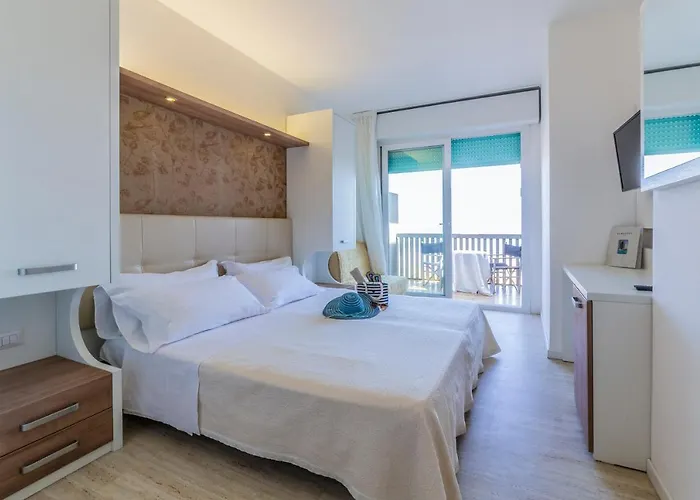 Szálloda Eurhotel Rimini