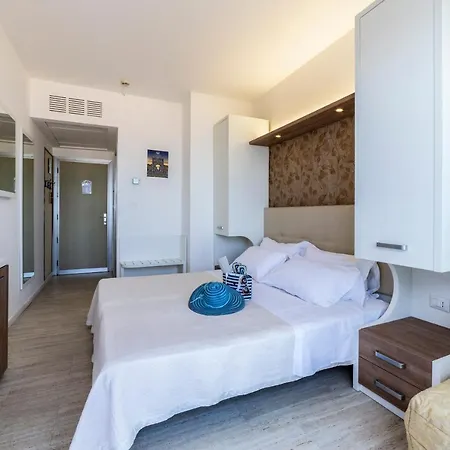 Ξενοδοχείο Eurhotel 3*